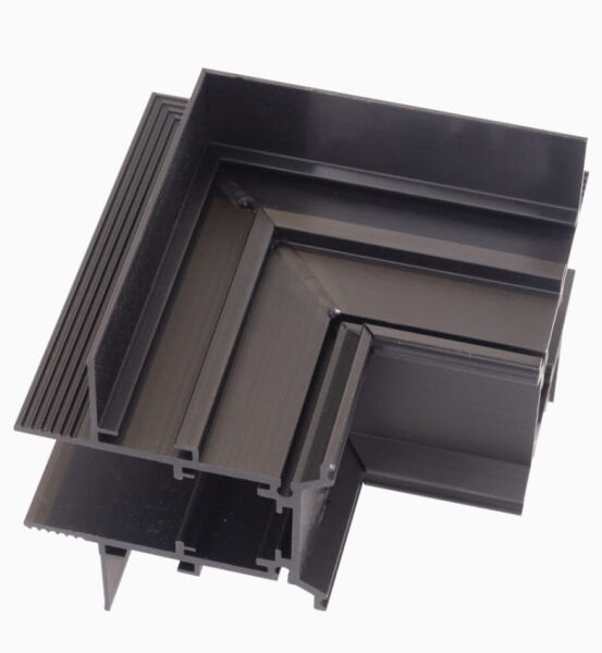 Magnetic MT0009 Kątownik czarny do użycia przy uskoku na suficie Do szyn MT0006, MT0007 Maxlight 